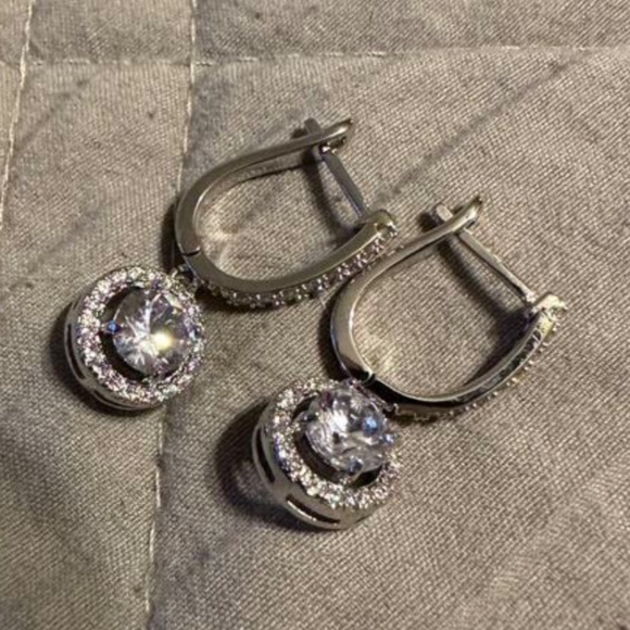 Luxe Rhinestone Cubic Zirconia Statement Earrings - Picture 9 of 9